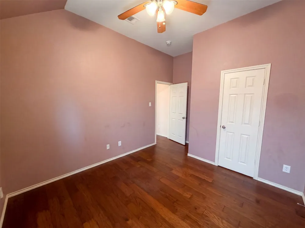 1213 Whitecreek Drive Glenn Heights, TX 75154