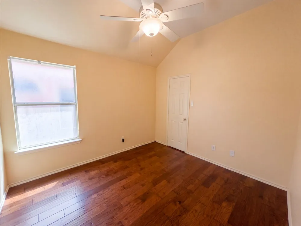 1213 Whitecreek Drive Glenn Heights, TX 75154