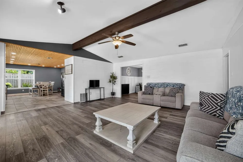 1002 Forest Hills Street Gladewater, TX 75647
