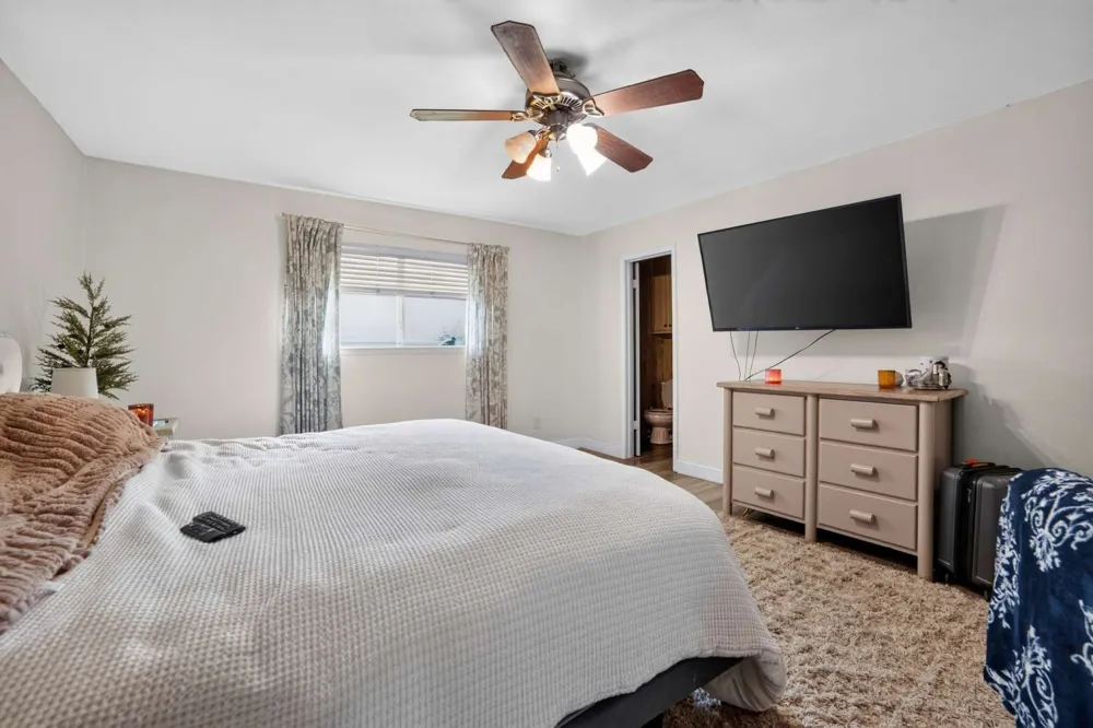 1002 Forest Hills Street Gladewater, TX 75647