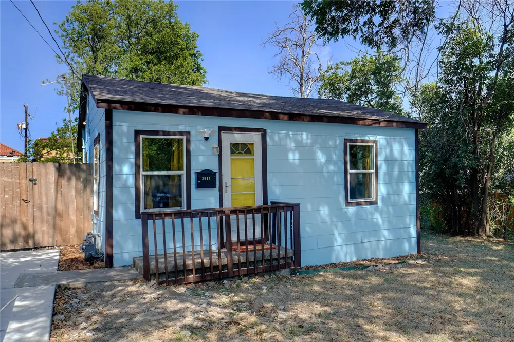 3040 Sappington Place Fort Worth, TX 76116