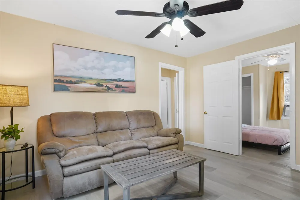 3040 Sappington Place Fort Worth, TX 76116