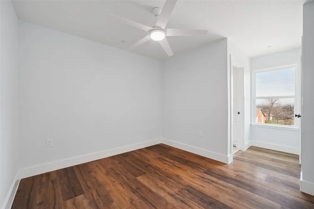 341 Bryan Denton, TX 76201