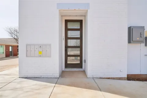 341 Bryan