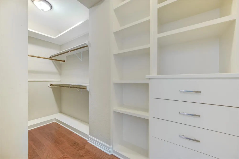 1117 W 18th Street Houston, TX 77008