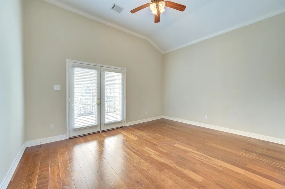 1117 W 18th Street Houston, TX 77008