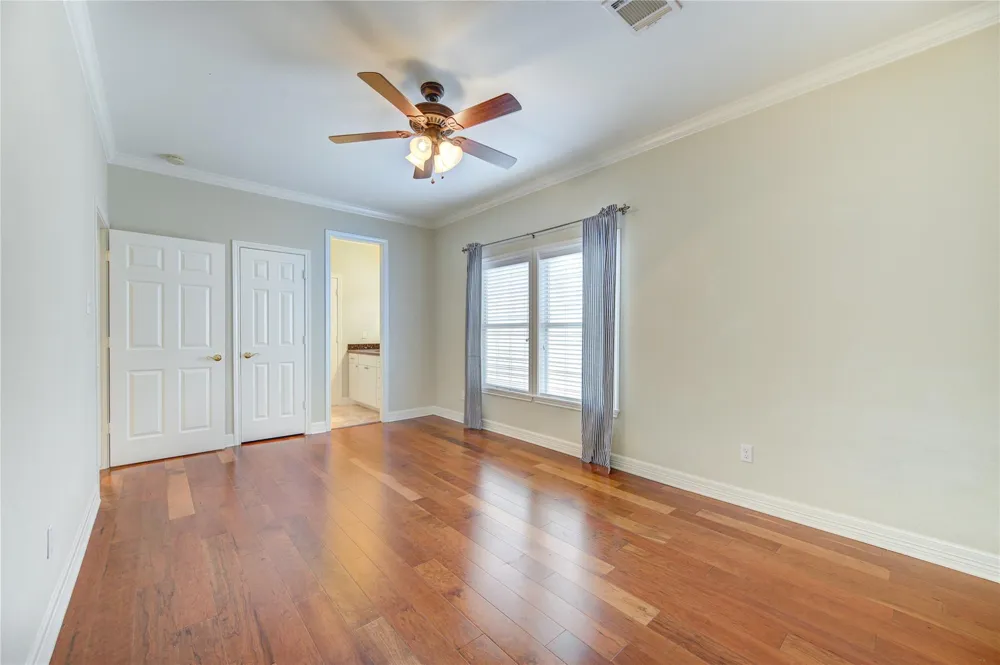 1117 W 18th Street Houston, TX 77008