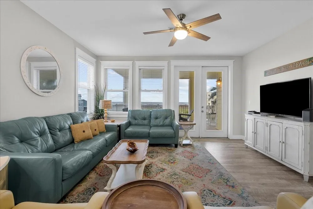 4111 Pointe West Drive #201 Galveston, TX 77554