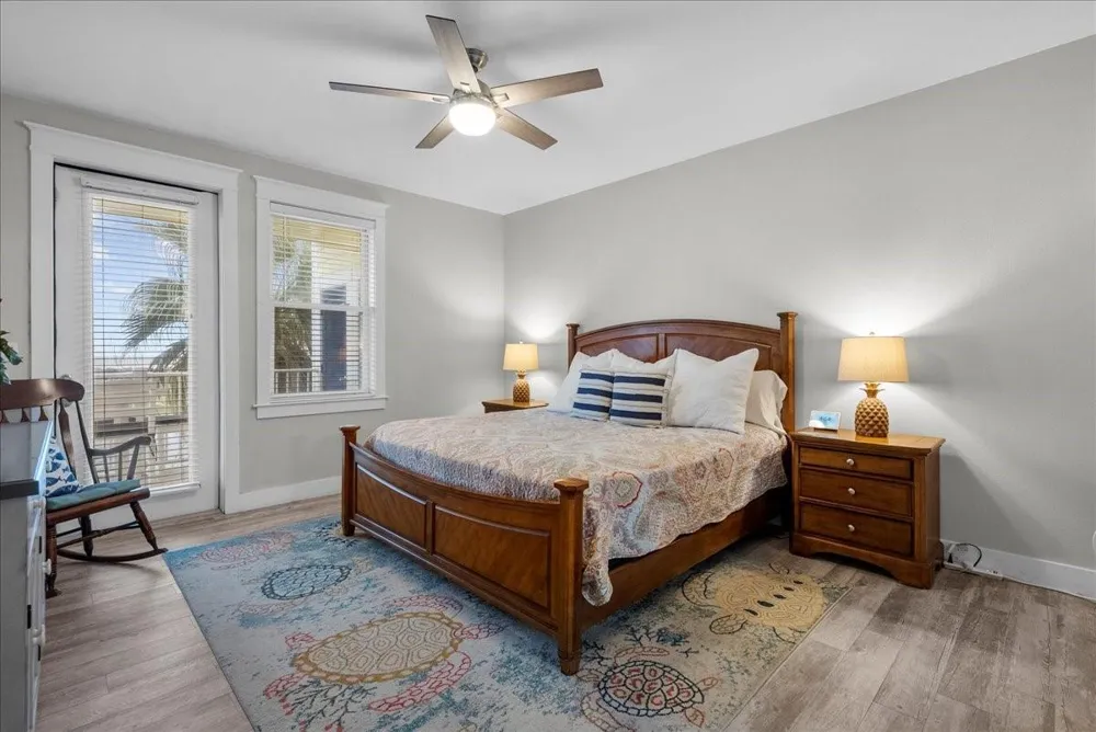 4111 Pointe West Drive #201 Galveston, TX 77554
