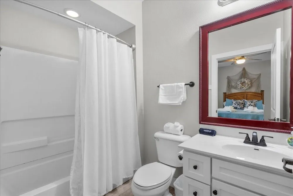 4111 Pointe West Drive #201 Galveston, TX 77554