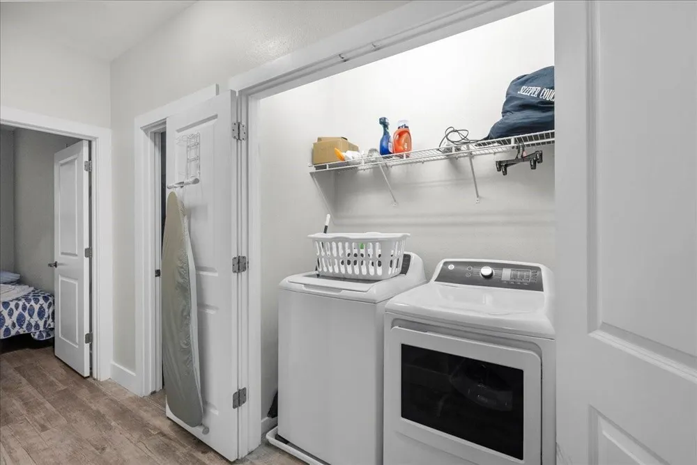 4111 Pointe West Drive #201 Galveston, TX 77554