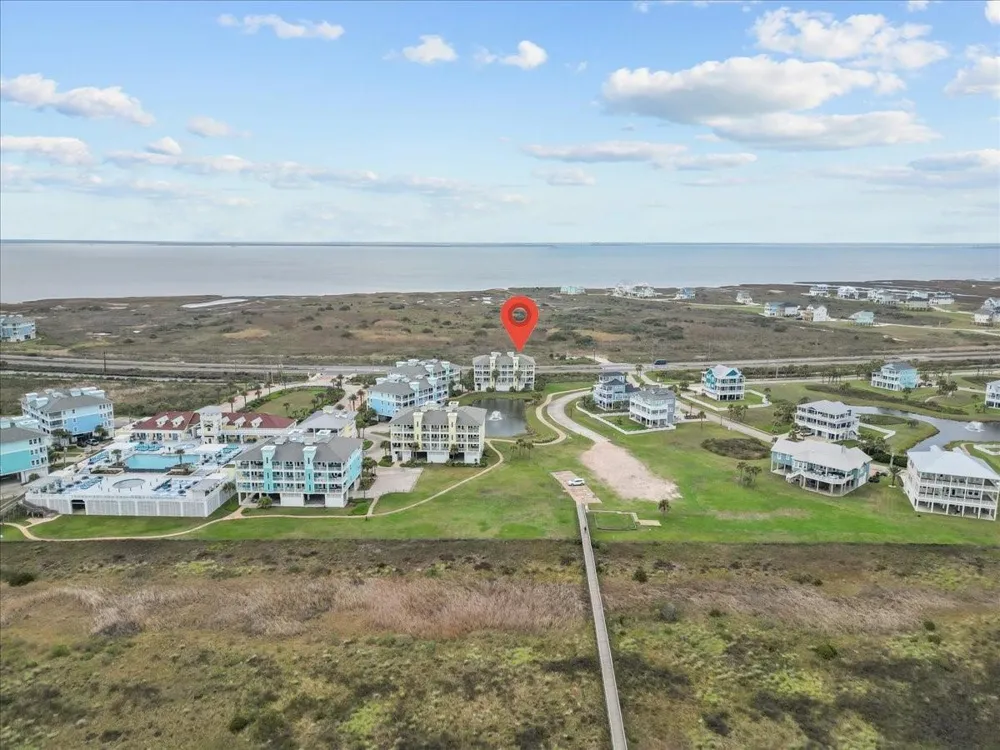 4111 Pointe West Drive #201 Galveston, TX 77554
