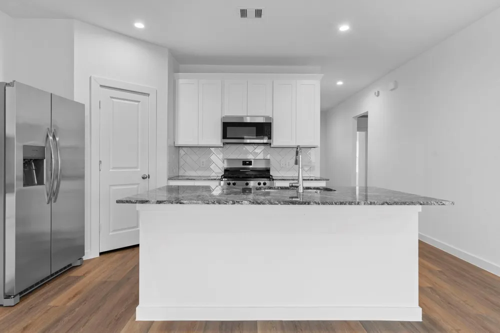 1010 Paddlefish Lane Alvin, TX 77511