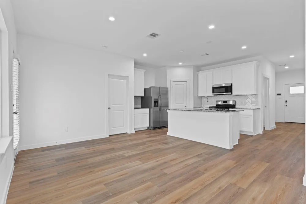 1010 Paddlefish Lane Alvin, TX 77511