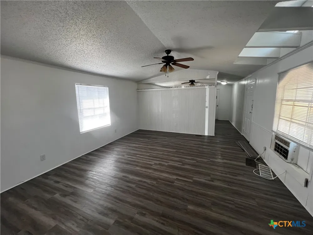 1405 Harris Hill Road San Marcos, TX 78666
