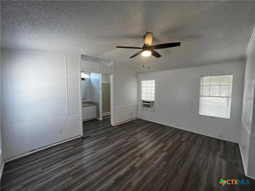 1405 Harris Hill Road San Marcos, TX 78666