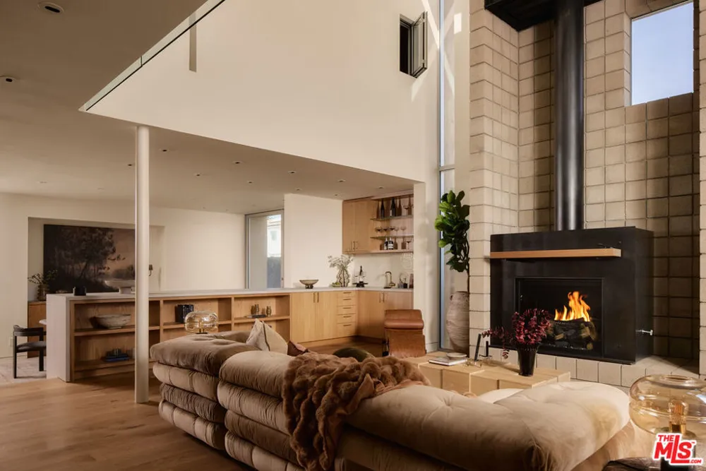 2801 Sanborn Avenue Los Angeles, CA 90291