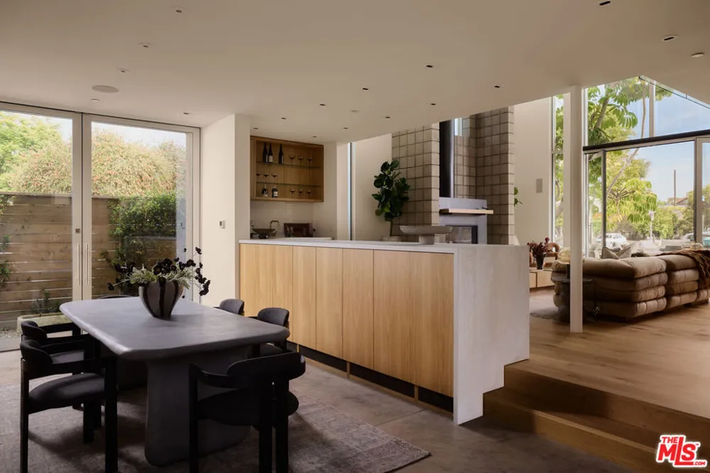 2801 Sanborn Avenue Los Angeles, CA 90291