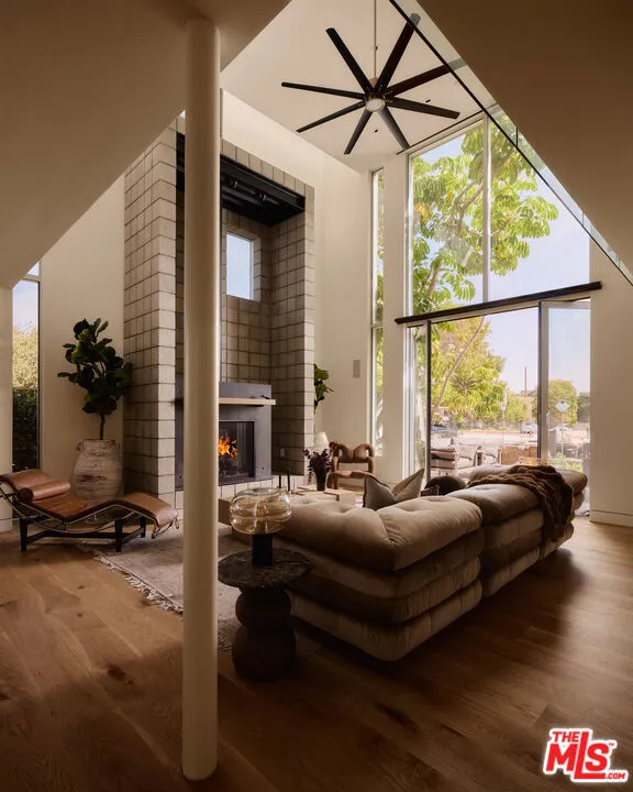 2801 Sanborn Avenue Los Angeles, CA 90291