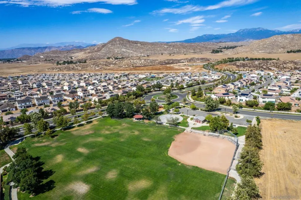3048 Eveningcloud St Hemet, CA 92543