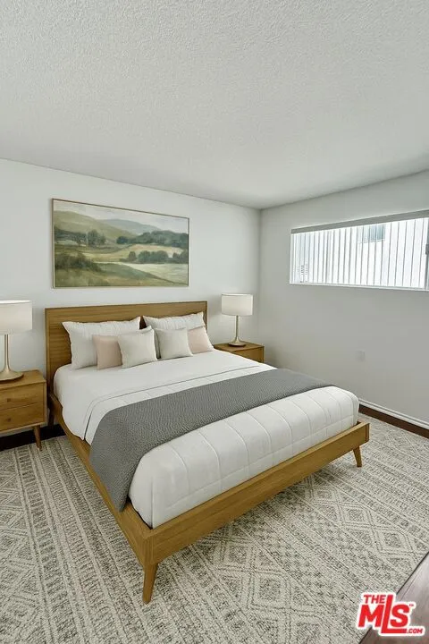 1138 11th Street #2 Santa Monica, CA 90403