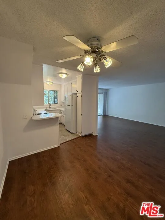 1138 11th Street #2 Santa Monica, CA 90403
