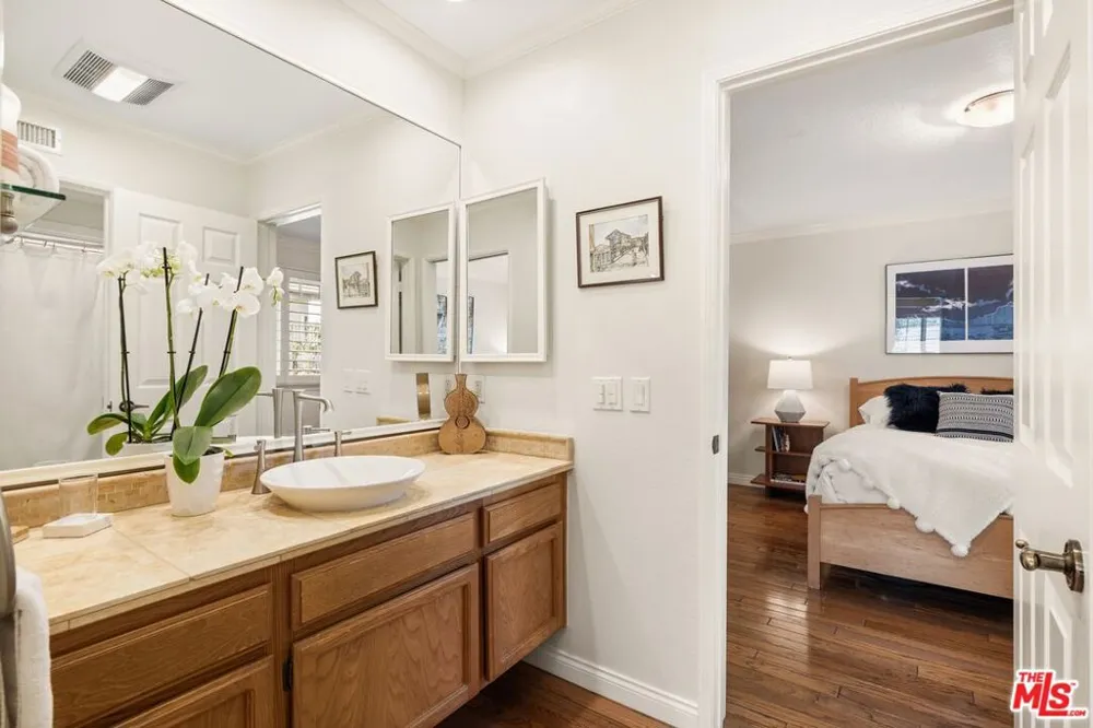 1098 Antelope Place Newbury Park, CA 91320
