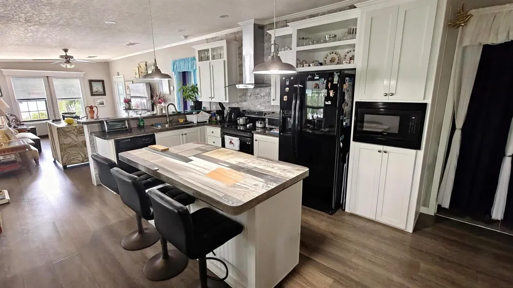 7306 43rd Terrace Riviera Beach, FL 33404