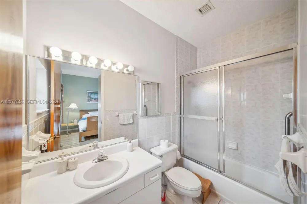 9008 Collins Ave #402 Surfside, FL 33154