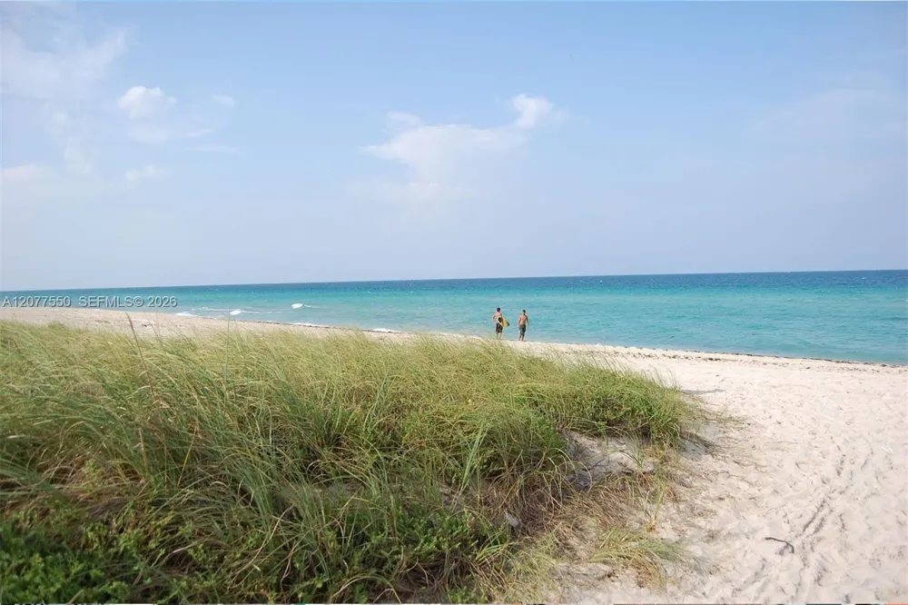 9008 Collins Ave #402 Surfside, FL 33154