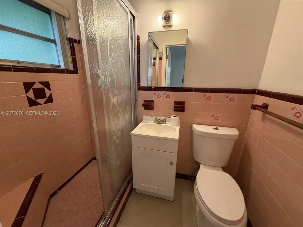 650 73rd Ave Hollywood, FL 33024