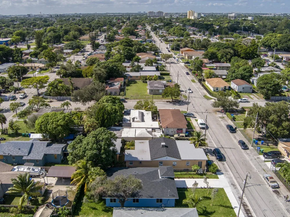 1468 NW 51st St Miami, FL 33142