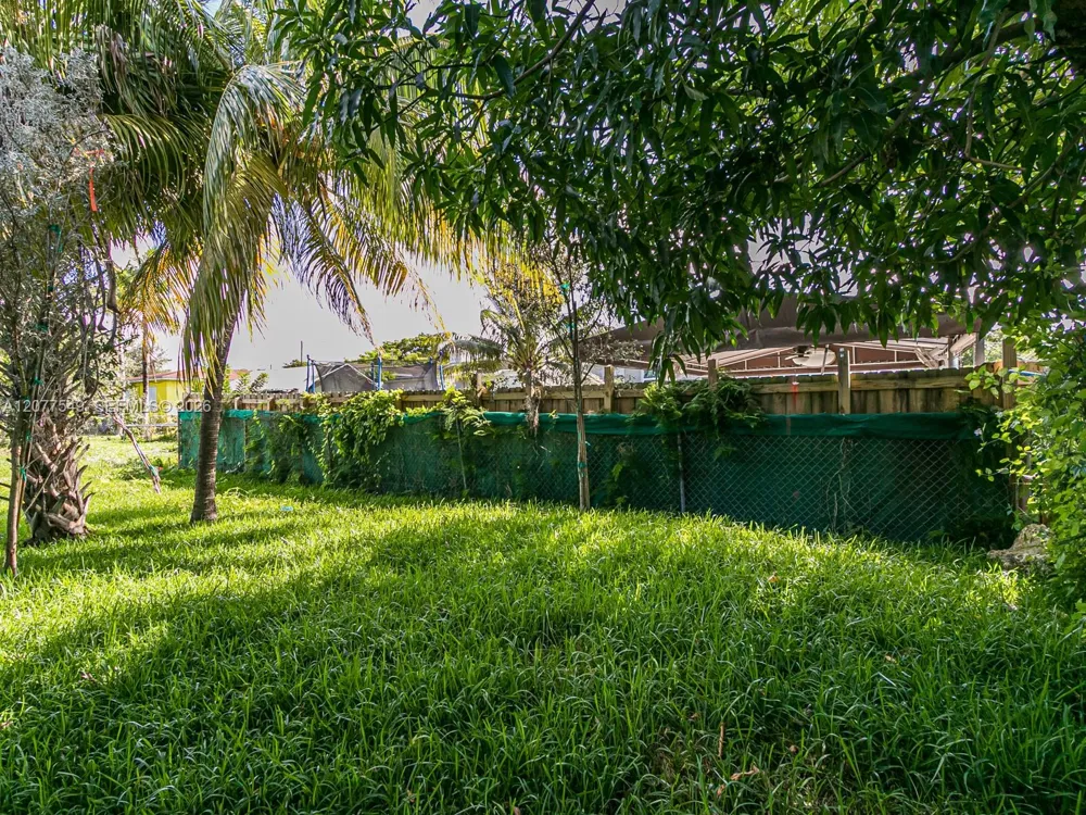 1468 NW 51st St Miami, FL 33142