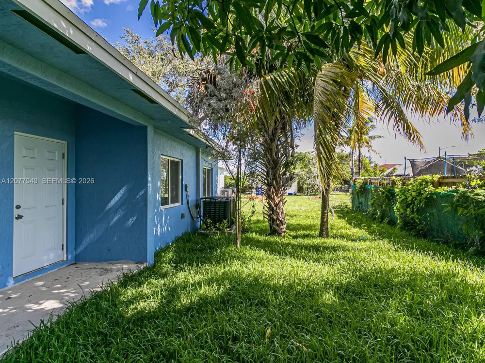 1468 NW 51st St Miami, FL 33142