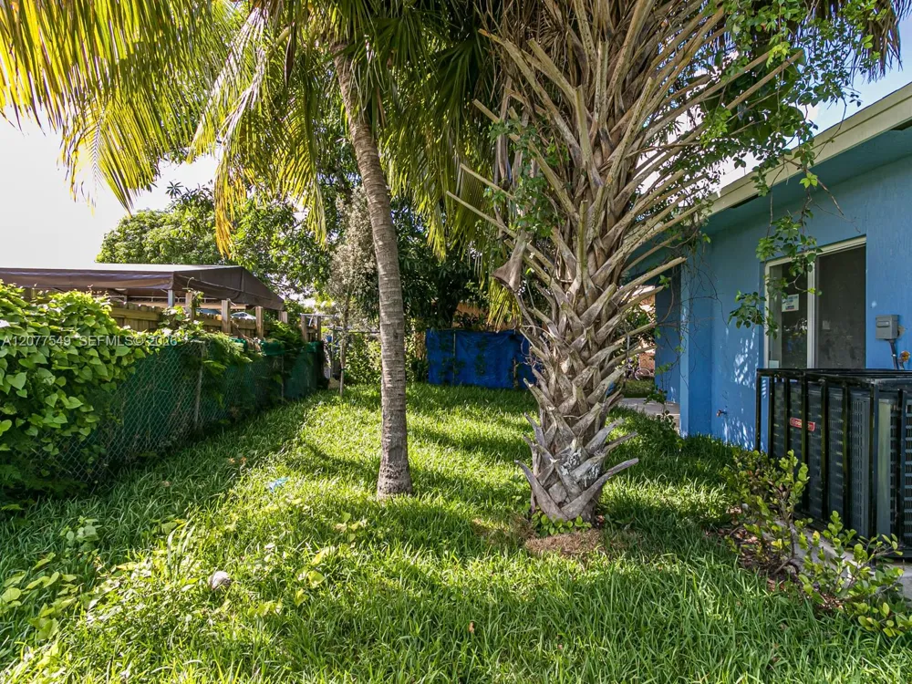 1468 NW 51st St Miami, FL 33142