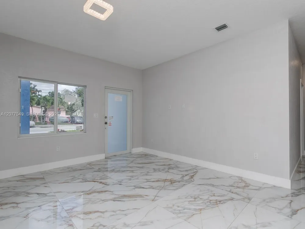 1468 NW 51st St Miami, FL 33142