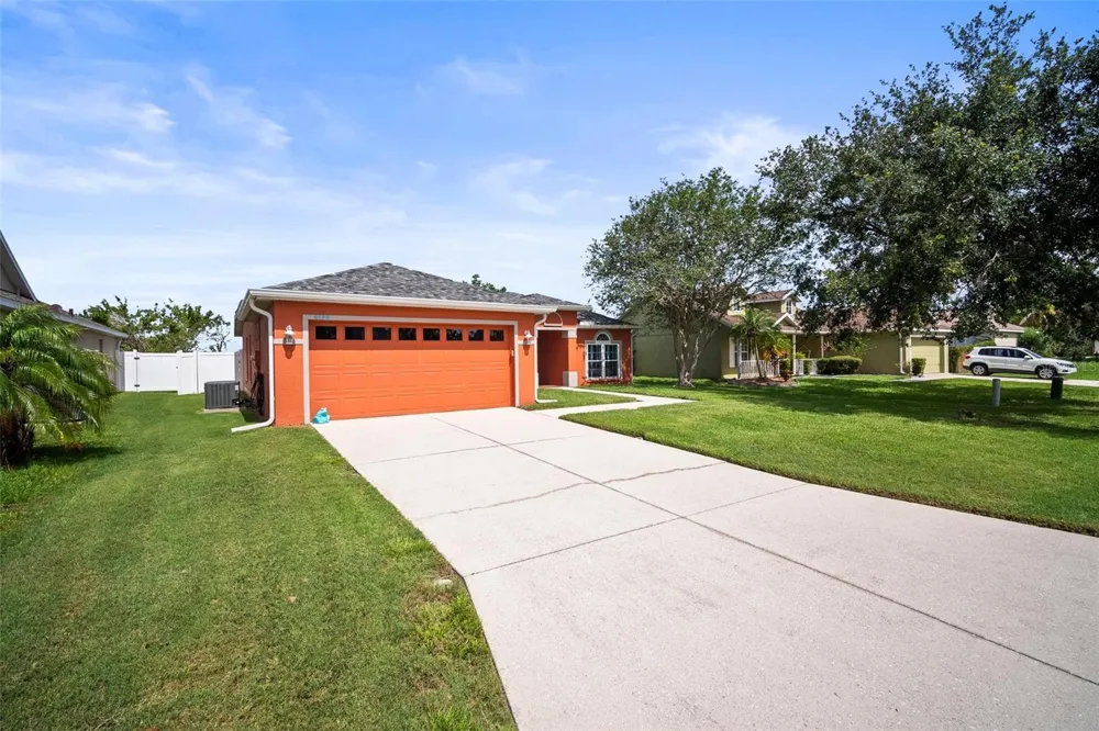 4194 BANBURY CIRCLE Parrish, FL 34219