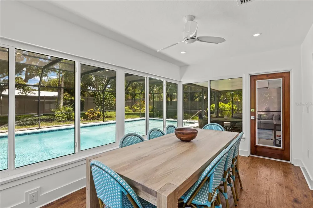 2587 RINGLING BOULEVARD Sarasota, FL 34237