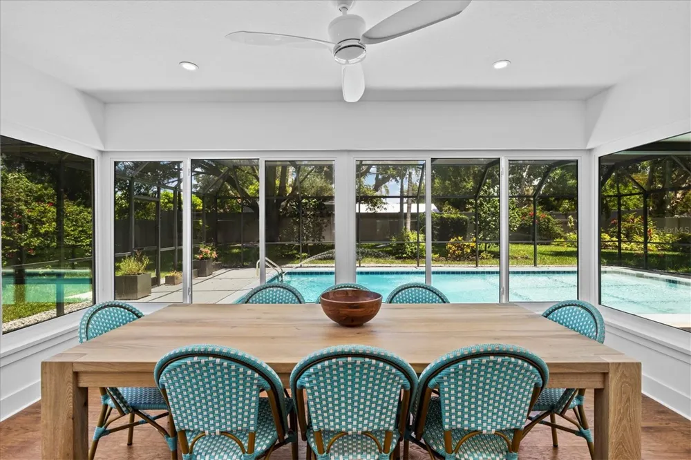 2587 RINGLING BOULEVARD Sarasota, FL 34237
