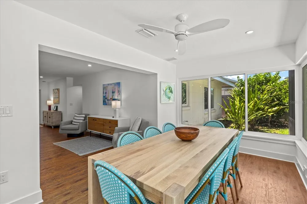 2587 RINGLING BOULEVARD Sarasota, FL 34237