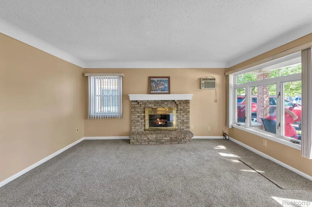7411 Vernon Street Dearborn Heights City, MI 48127