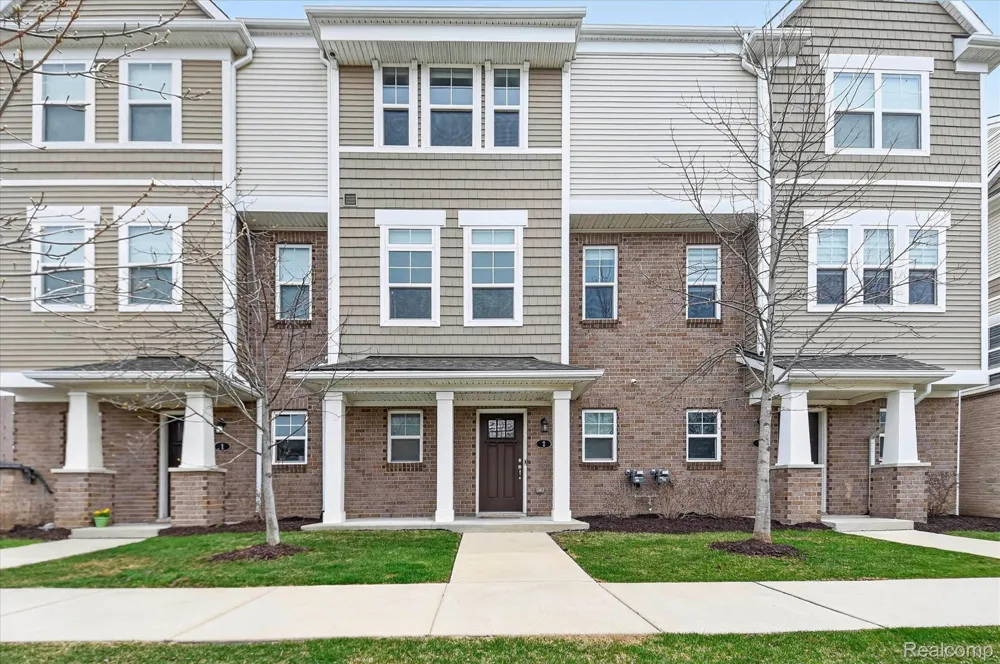 2500 Normandy Road #2 Royal Oak City, MI 48073