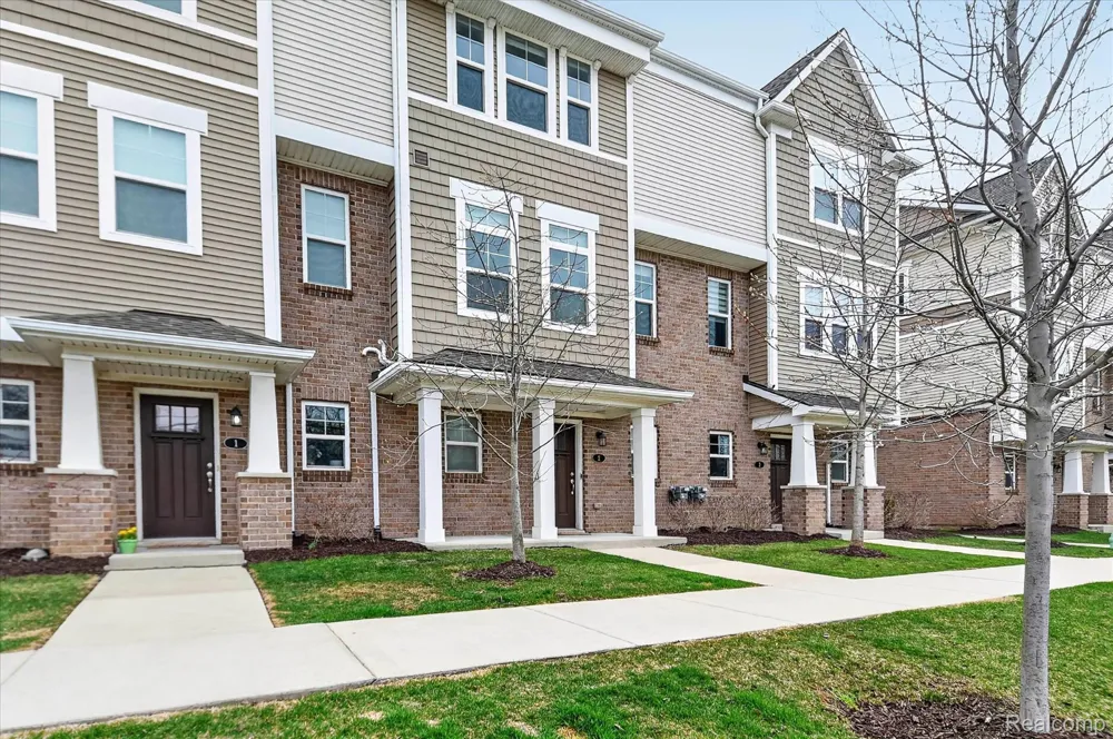 2500 Normandy Road #2 Royal Oak City, MI 48073