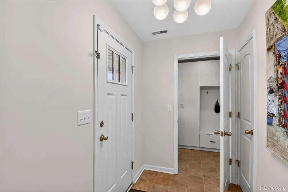 2500 Normandy Road #2 Royal Oak City, MI 48073