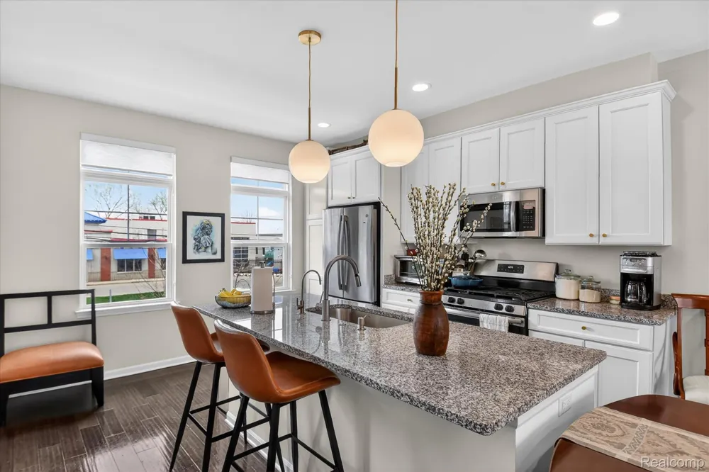 2500 Normandy Road #2 Royal Oak City, MI 48073