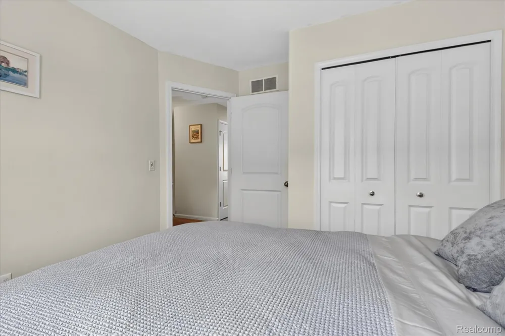 2500 Normandy Road #2 Royal Oak City, MI 48073