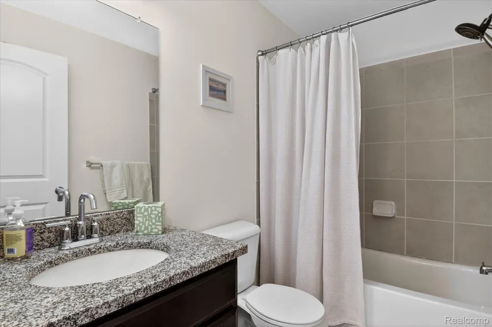 2500 Normandy Road #2 Royal Oak City, MI 48073