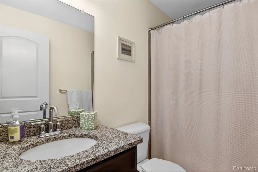 2500 Normandy Road #2 Royal Oak City, MI 48073