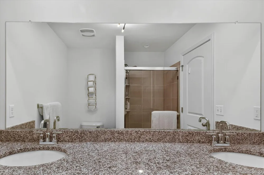 2500 Normandy Road #2 Royal Oak City, MI 48073