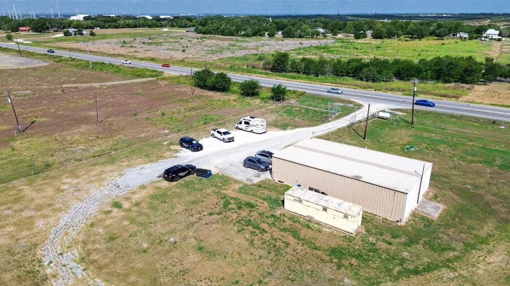 9675 Hwy 142 Maxwell, TX 78656